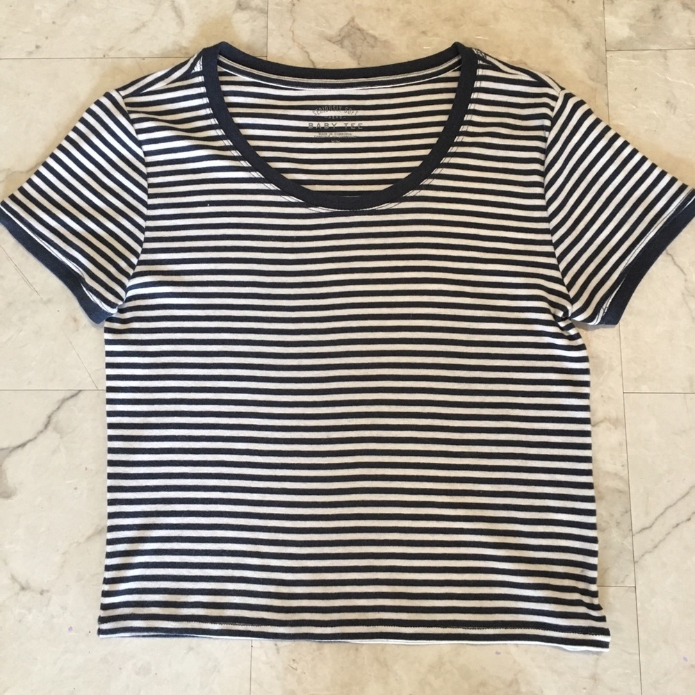 Aeropostale Navy & White Striped Crew Neck Crop M